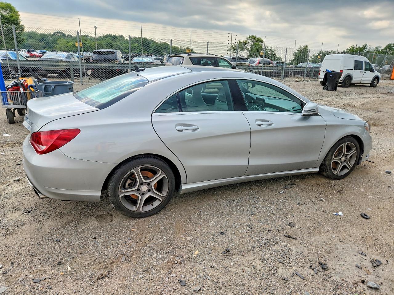 2014 MERCEDES-BENZ CLA 250 — снимка 3