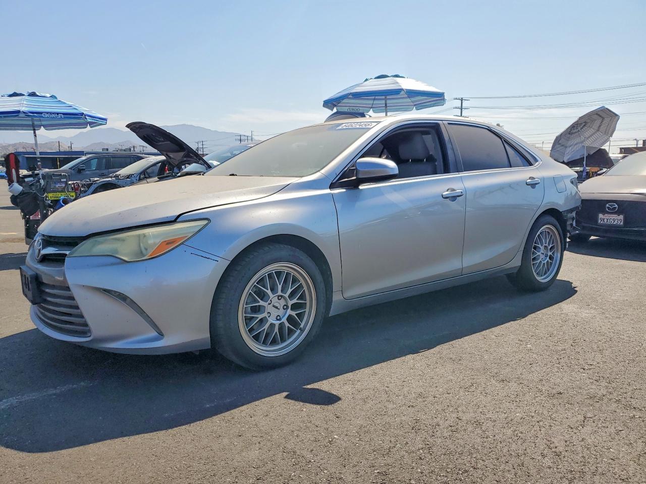 2015 TOYOTA CAMRY LE