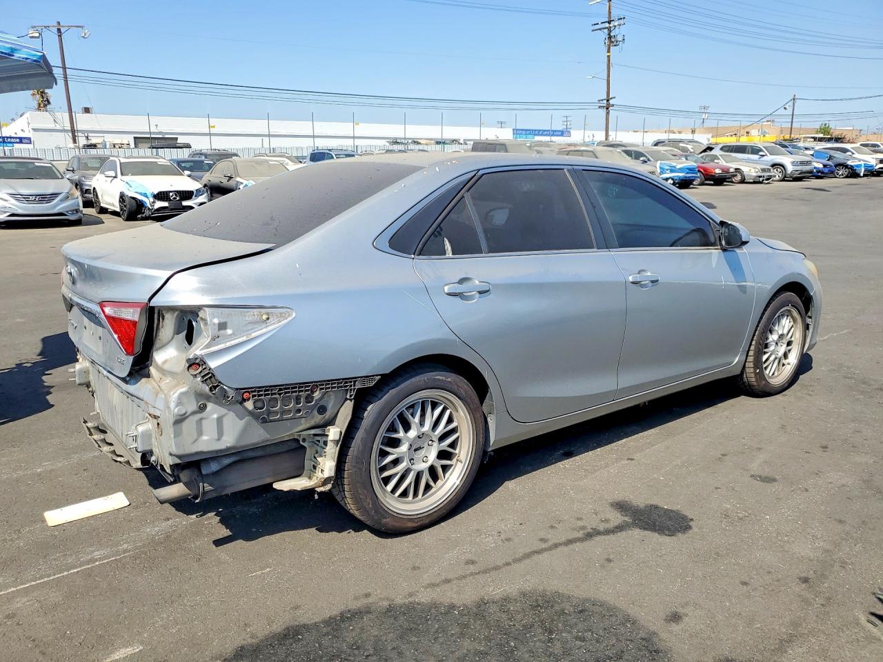 2015 TOYOTA CAMRY LE — снимка 3