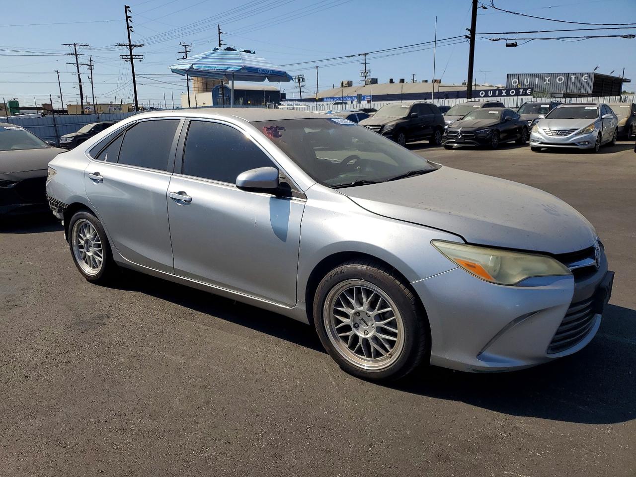 2015 TOYOTA CAMRY LE — снимка 4