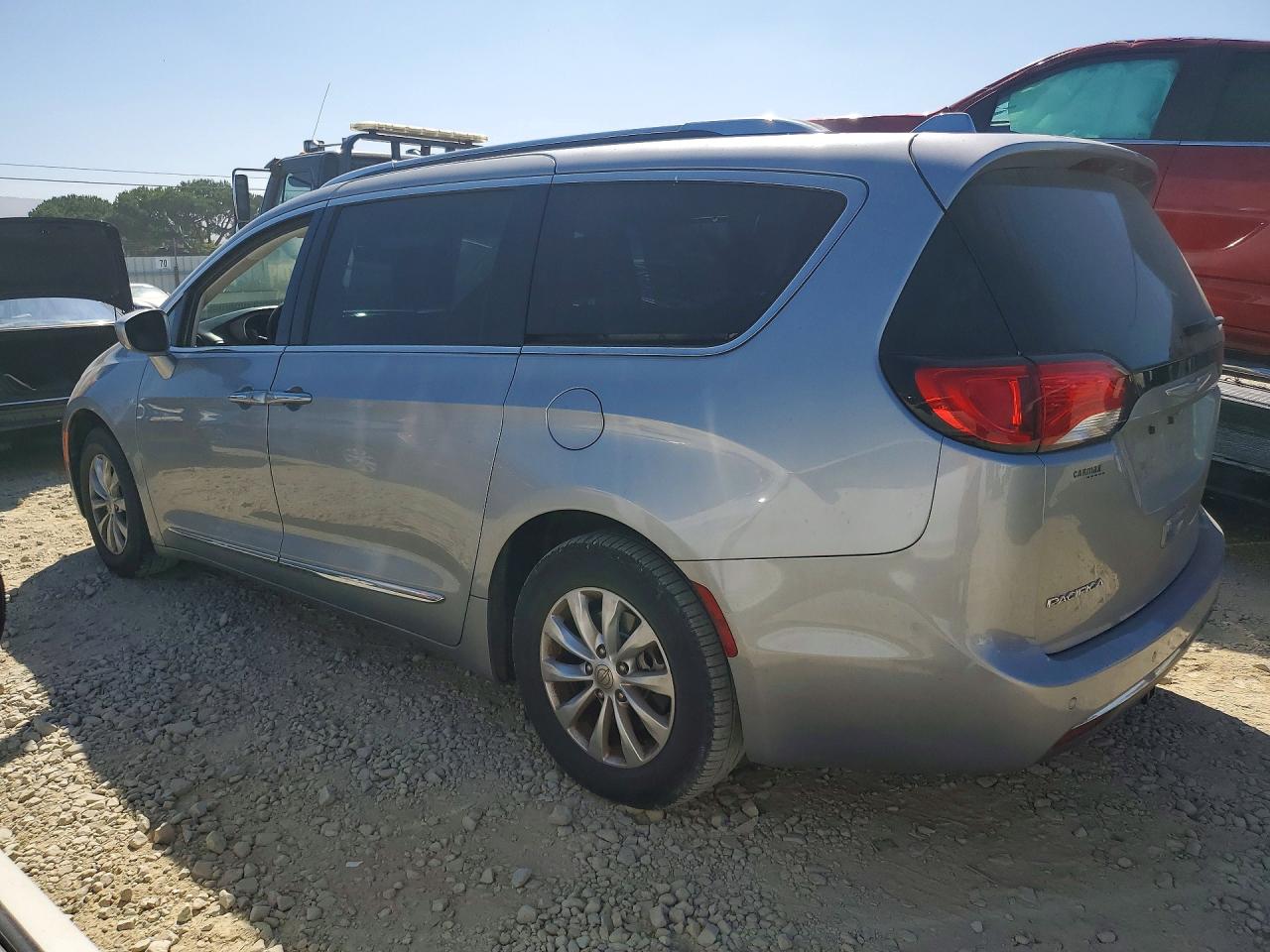 2018 CHRYSLER PACIFICA TOURING L — снимка 2