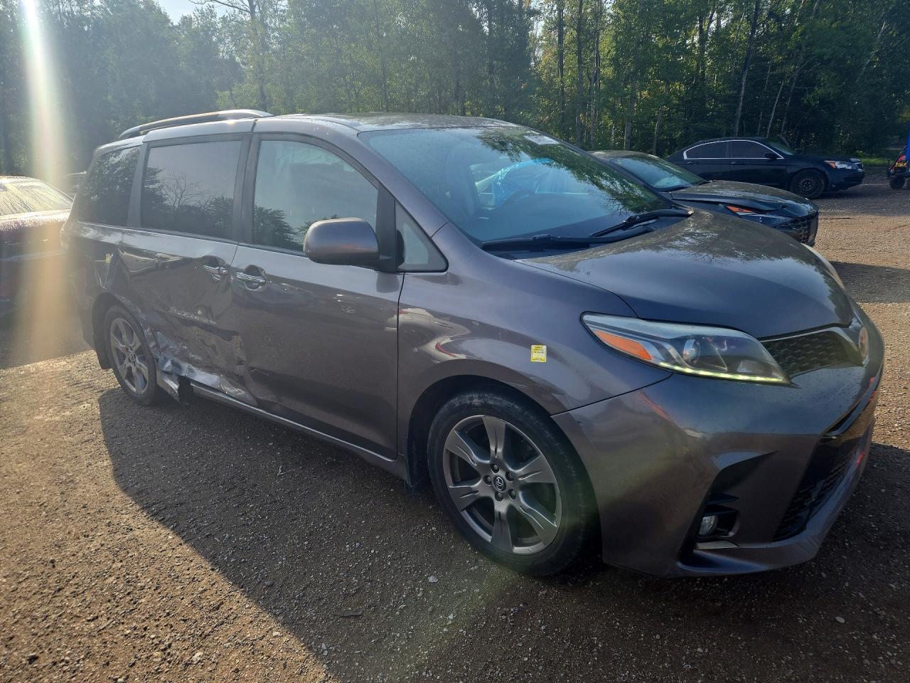2018 TOYOTA SIENNA SE — снимка 4