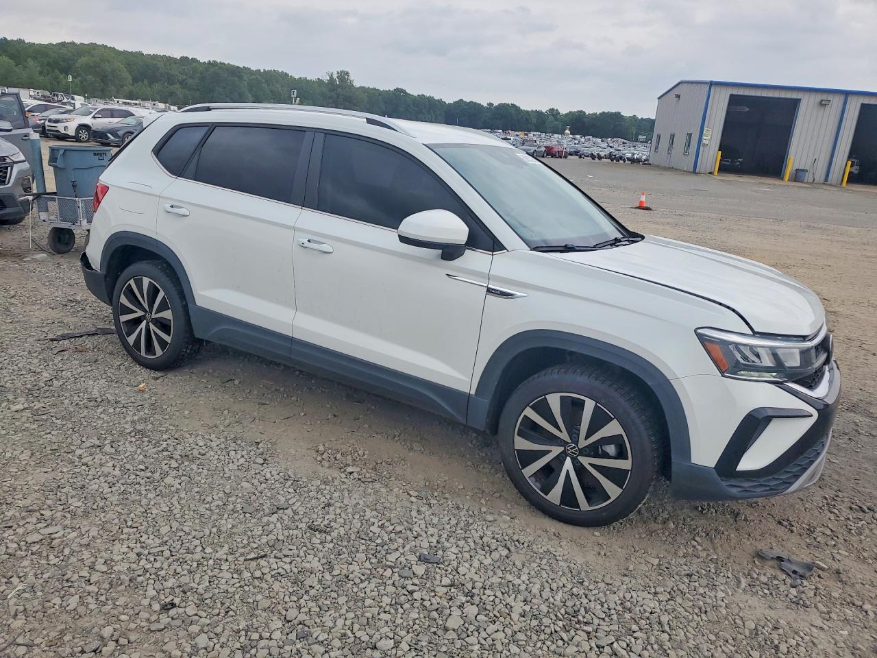 2023 VOLKSWAGEN TAOS — снимка 4