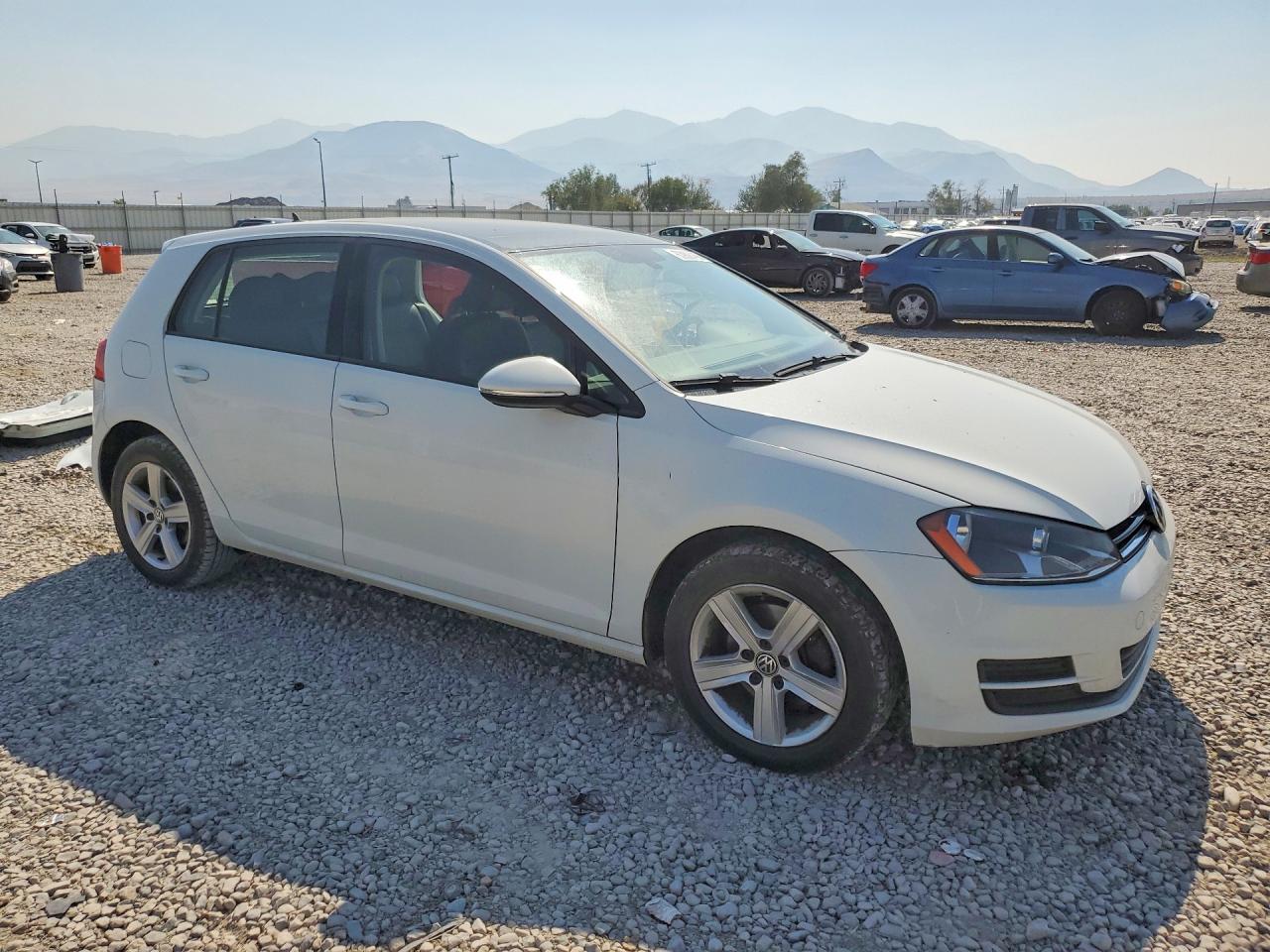 2017 VOLKSWAGEN GOLF S — снимка 4