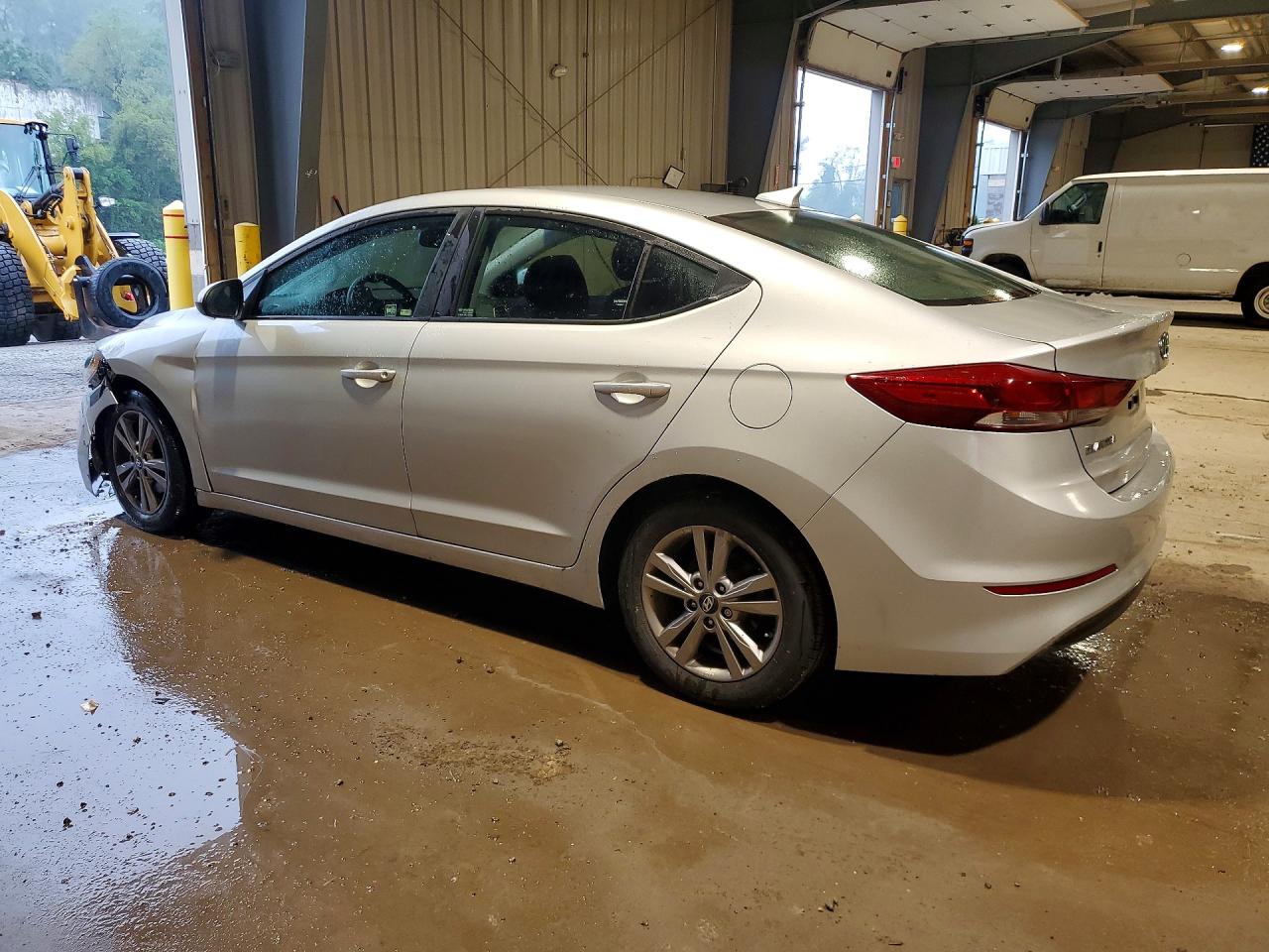 2018 HYUNDAI ELANTRA SEL — снимка 2