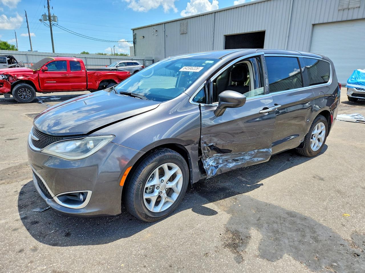 2018 CHRYSLER PACIFICA TOURING PLUS