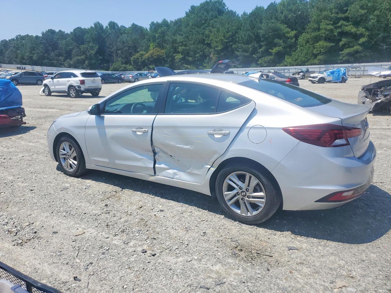2019 HYUNDAI ELANTRA SEL — снимка 2