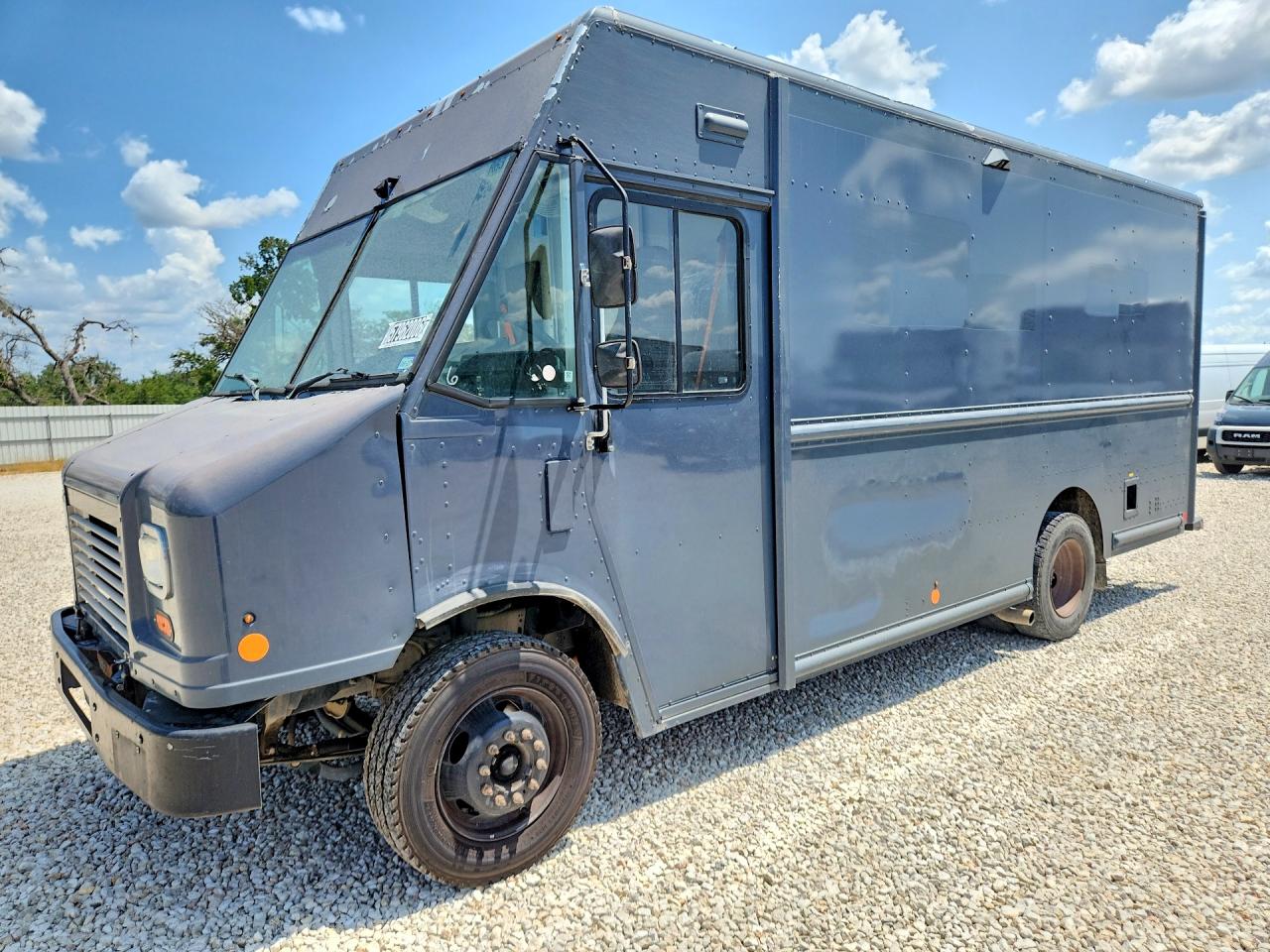 2020 FORD F59