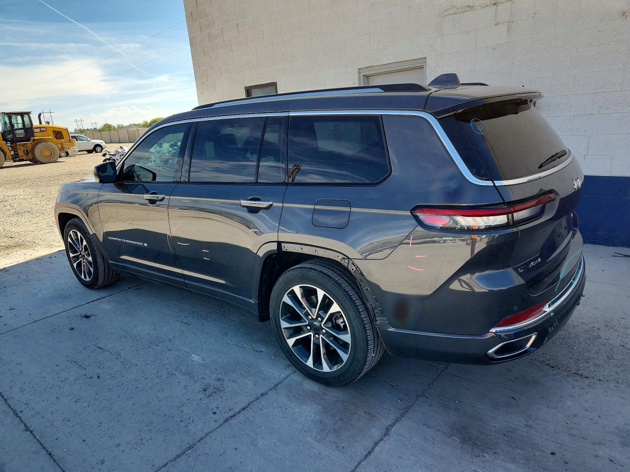 2022 JEEP GRAND CHEROKEE L OVERLAND — снимка 2