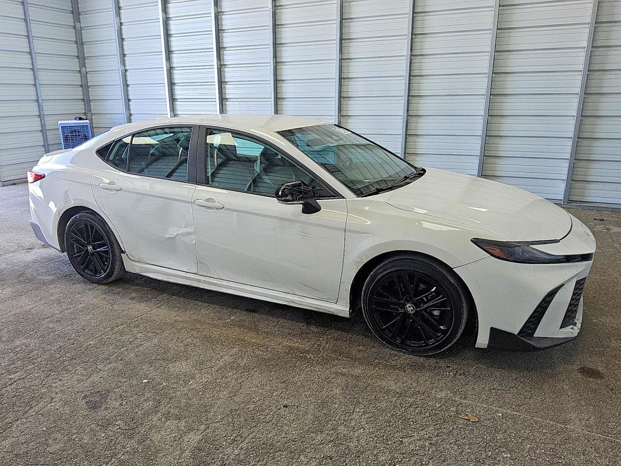 2025 TOYOTA CAMRY SE — снимка 4