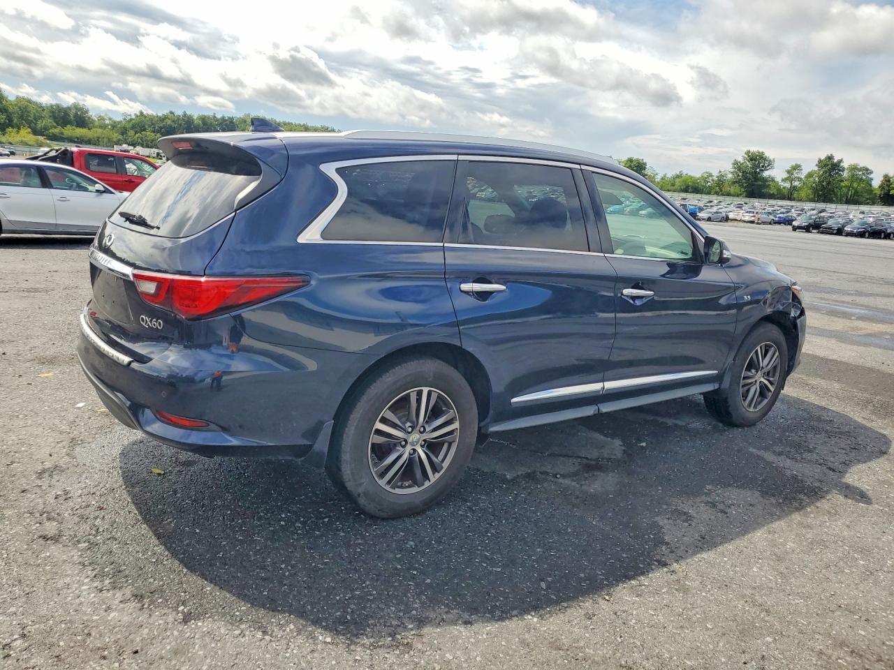 2019 INFINITI QX60 LUXE — снимка 3