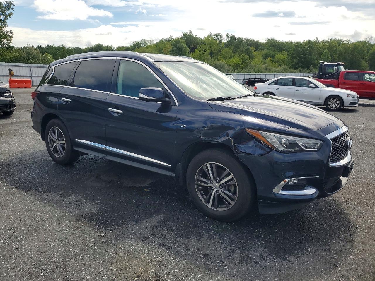 2019 INFINITI QX60 LUXE — снимка 4