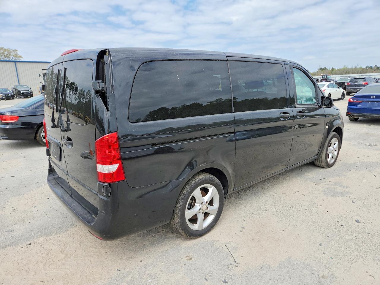 2018 MERCEDES-BENZ METRIS — снимка 3