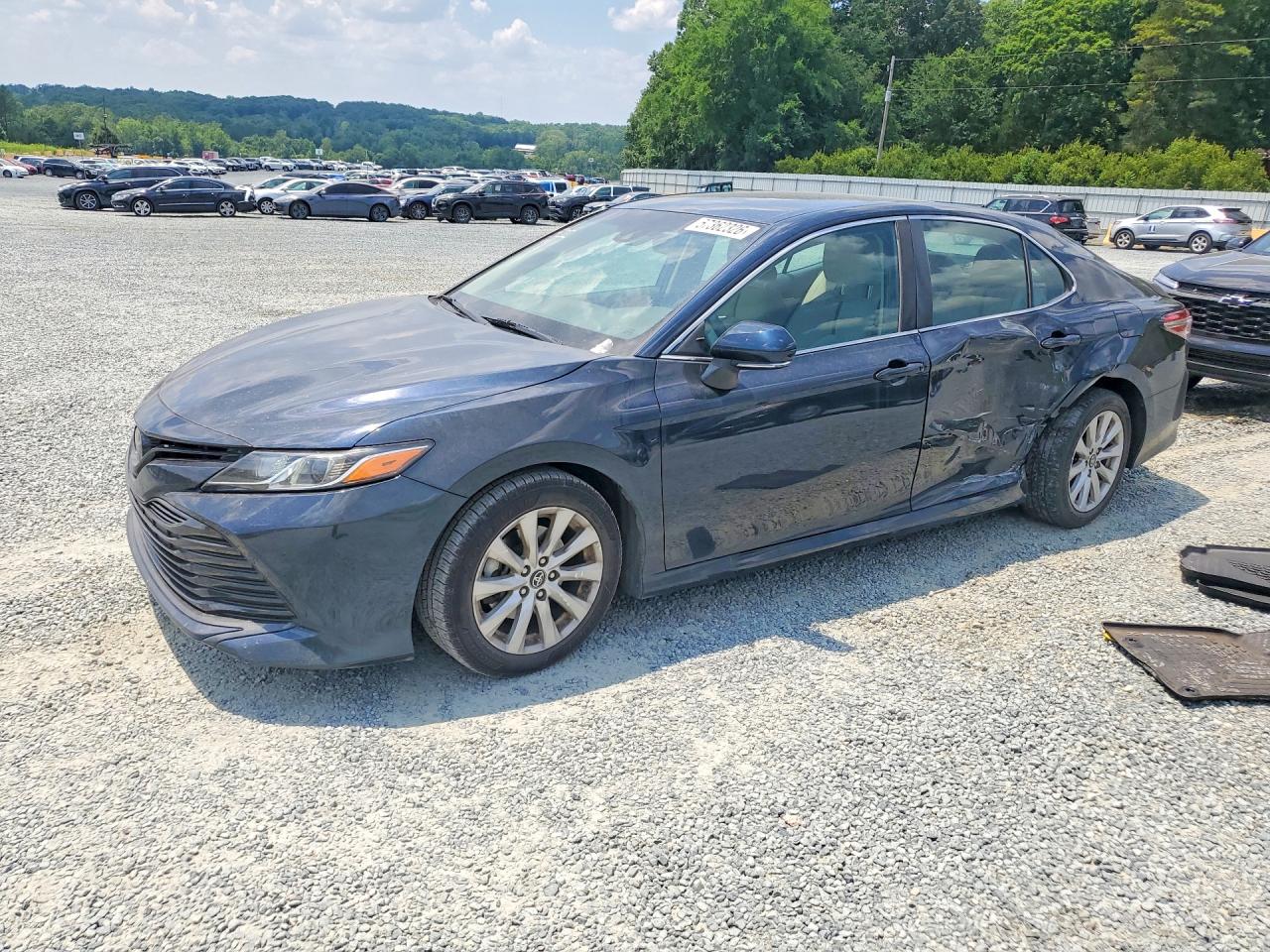 2018 TOYOTA CAMRY LE