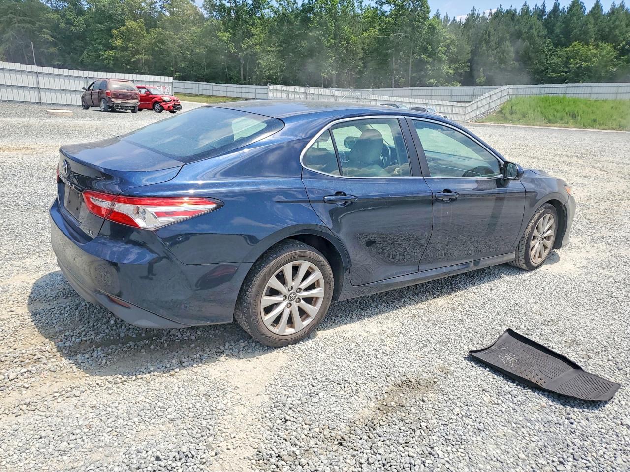 2018 TOYOTA CAMRY LE — снимка 3