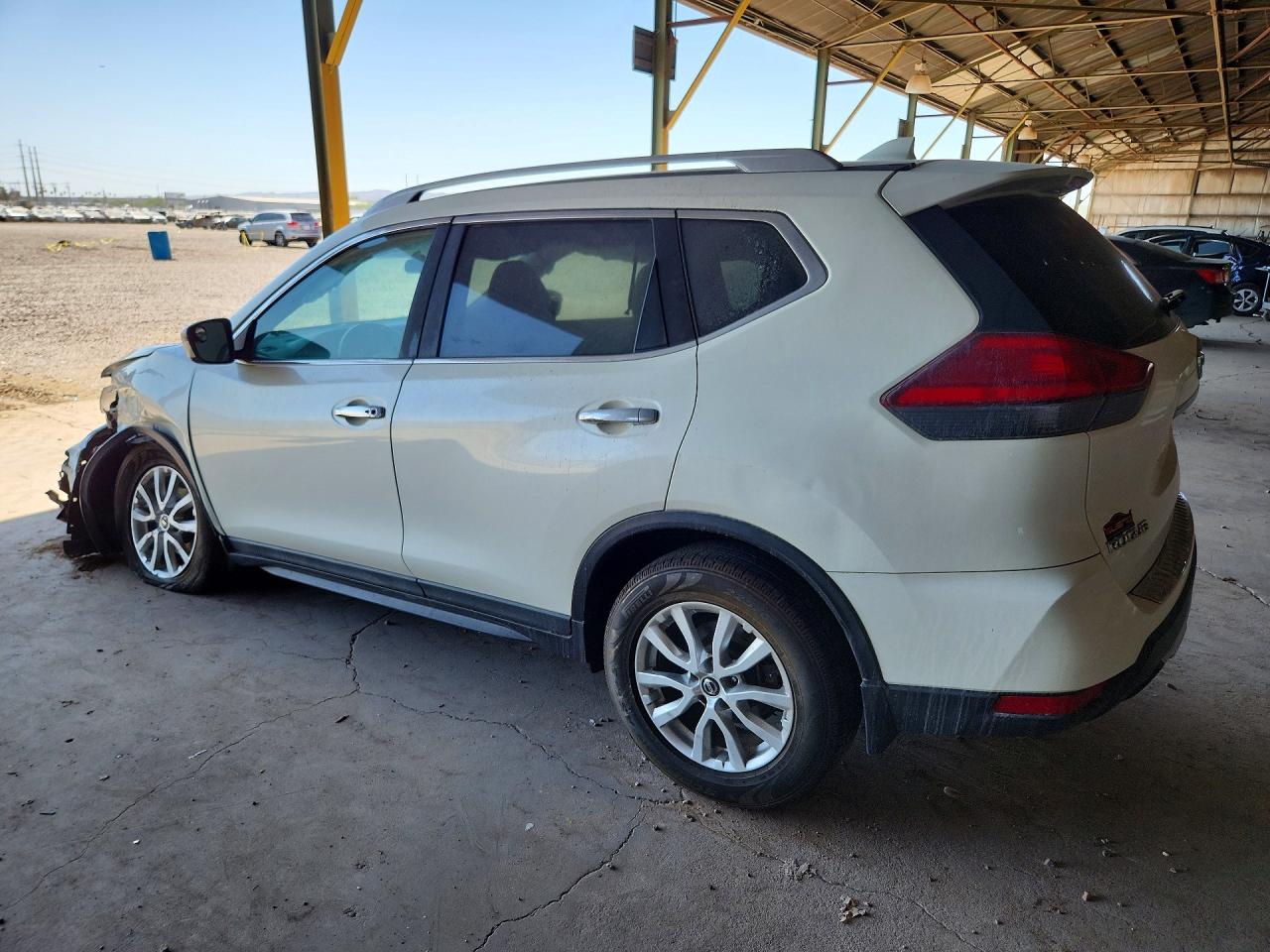 2017 NISSAN ROGUE SV — снимка 2