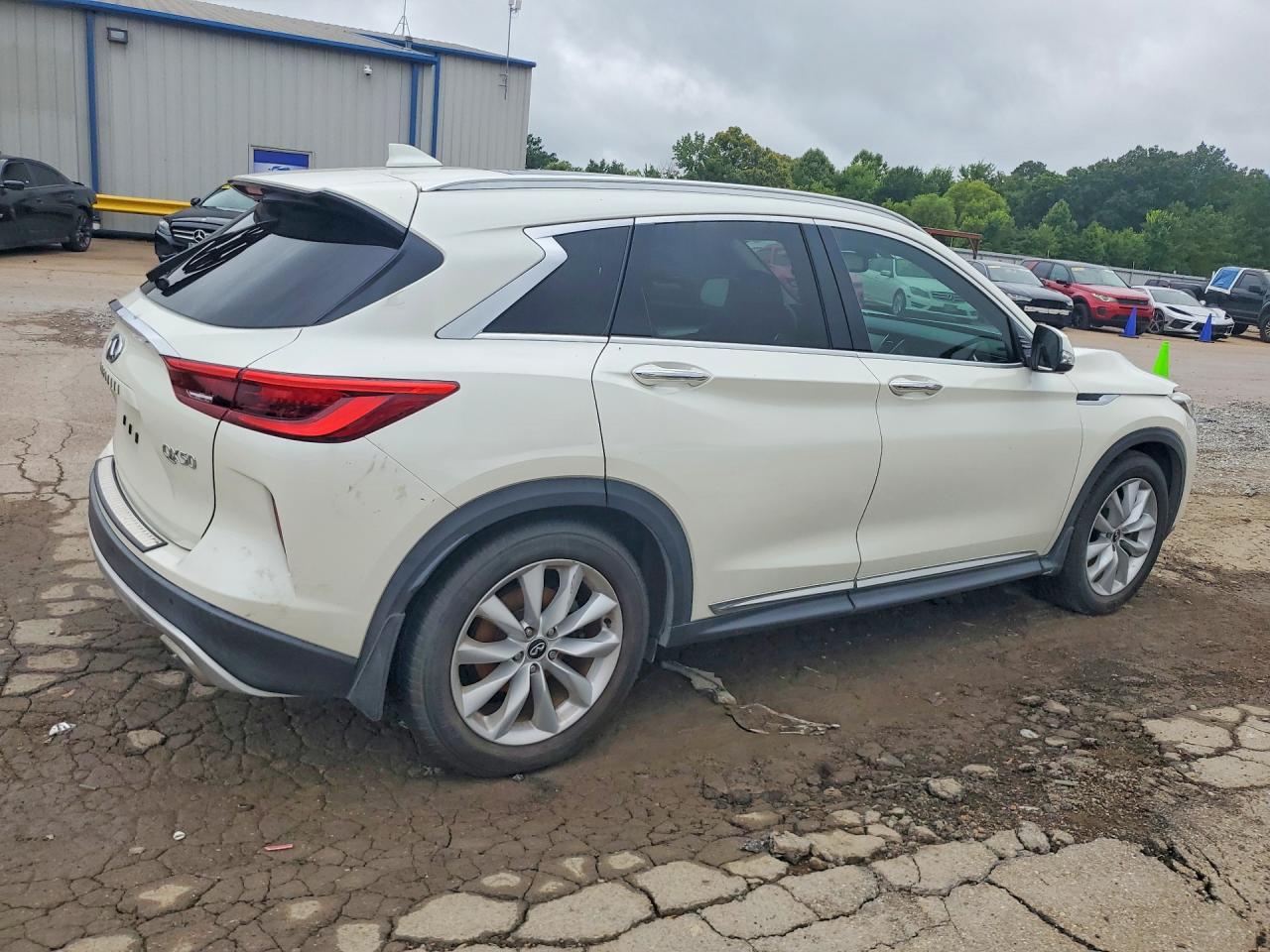 2019 INFINITI QX50 ESSENTIAL — снимка 3