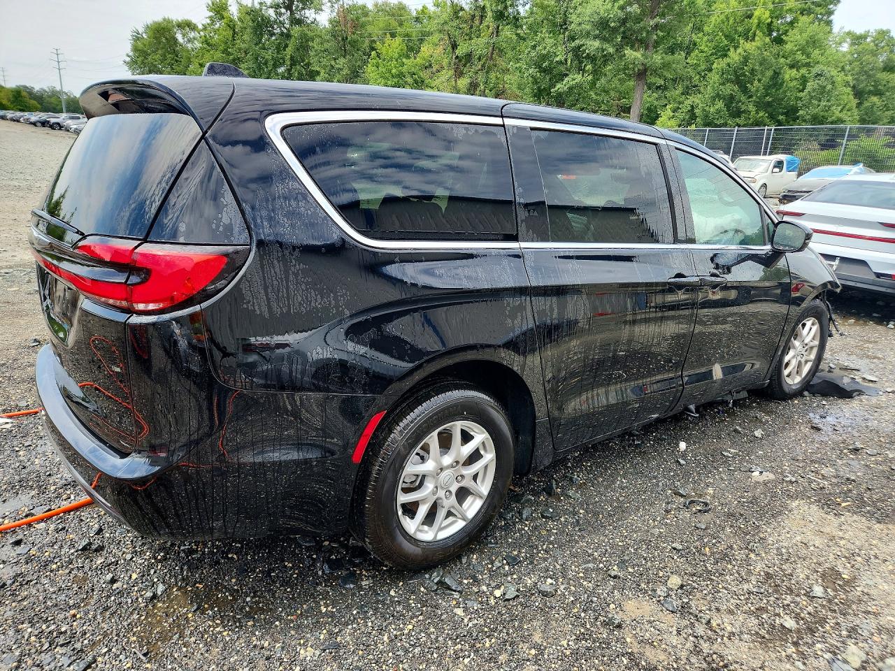 2026 CHRYSLER PACIFICA SELECT — снимка 3