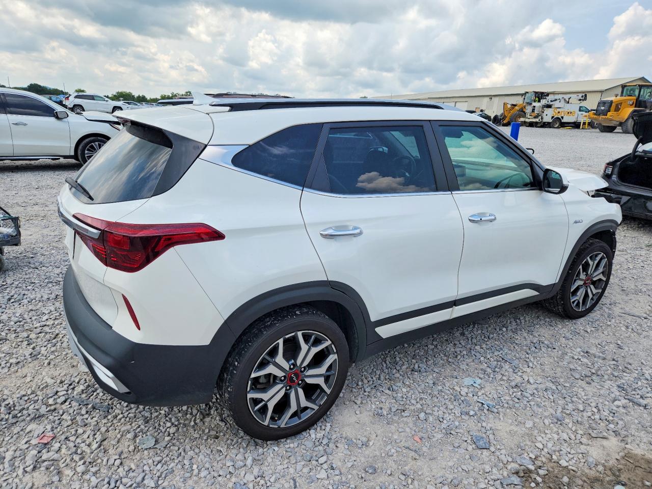 2023 KIA SELTOS SX — снимка 3