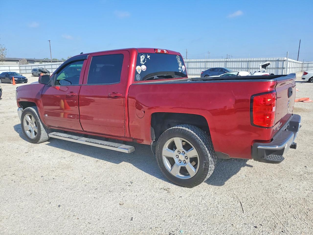 2018 CHEVROLET SILVERADO C1500 LT — снимка 2