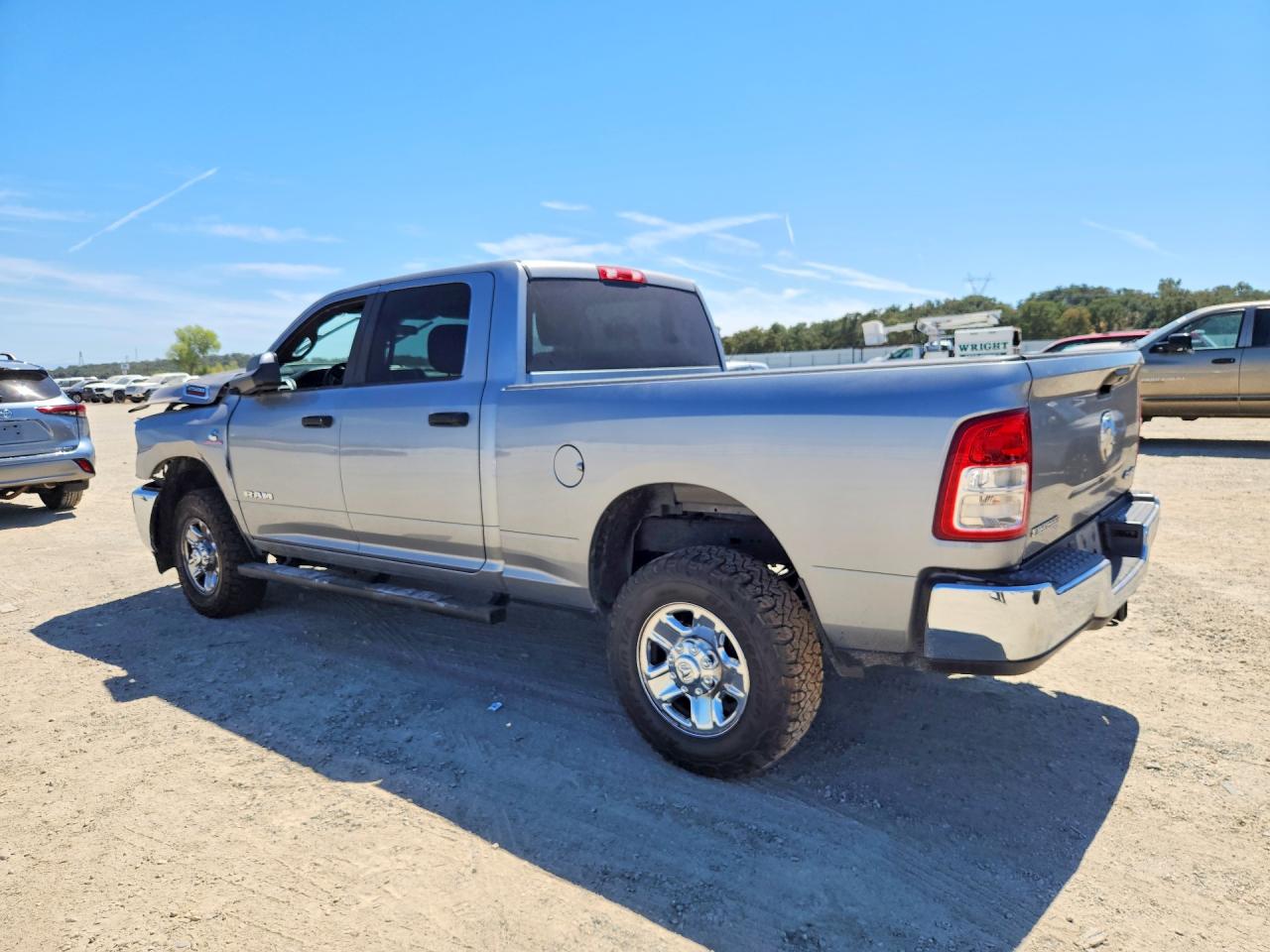 2022 RAM 2500 BIG HORN/LONE STAR — снимка 2