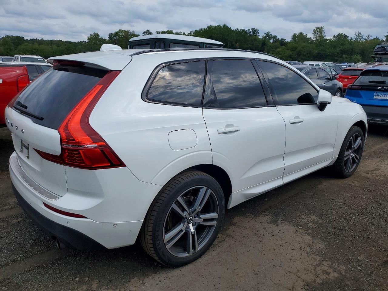 2019 VOLVO XC60 T5 MOMENTUM — снимка 3