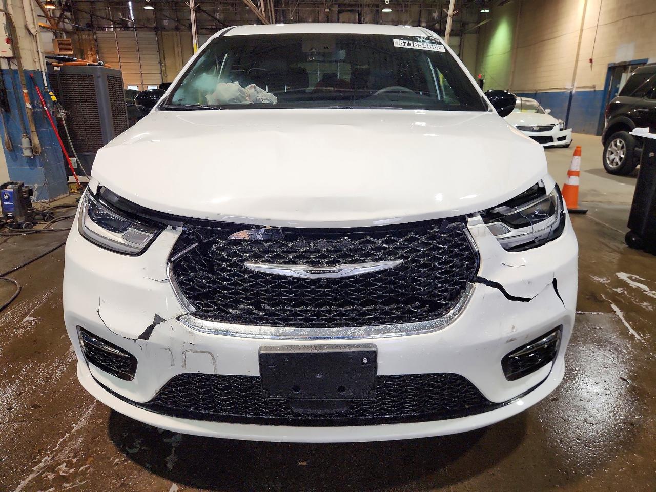 2026 CHRYSLER PACIFICA SELECT — снимка 5