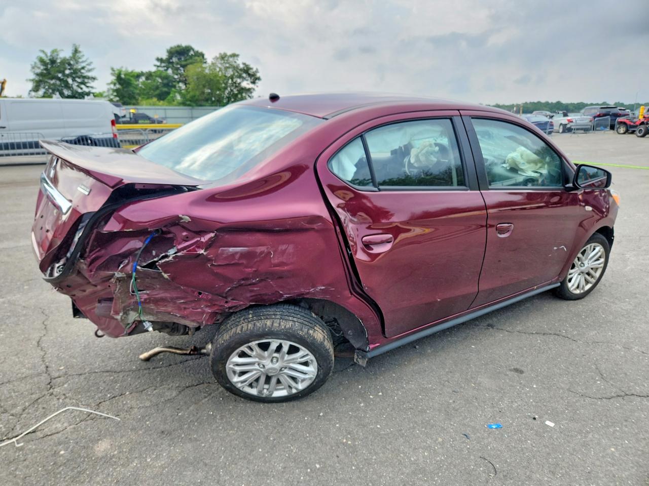 2024 MITSUBISHI MIRAGE G4 ES — снимка 3