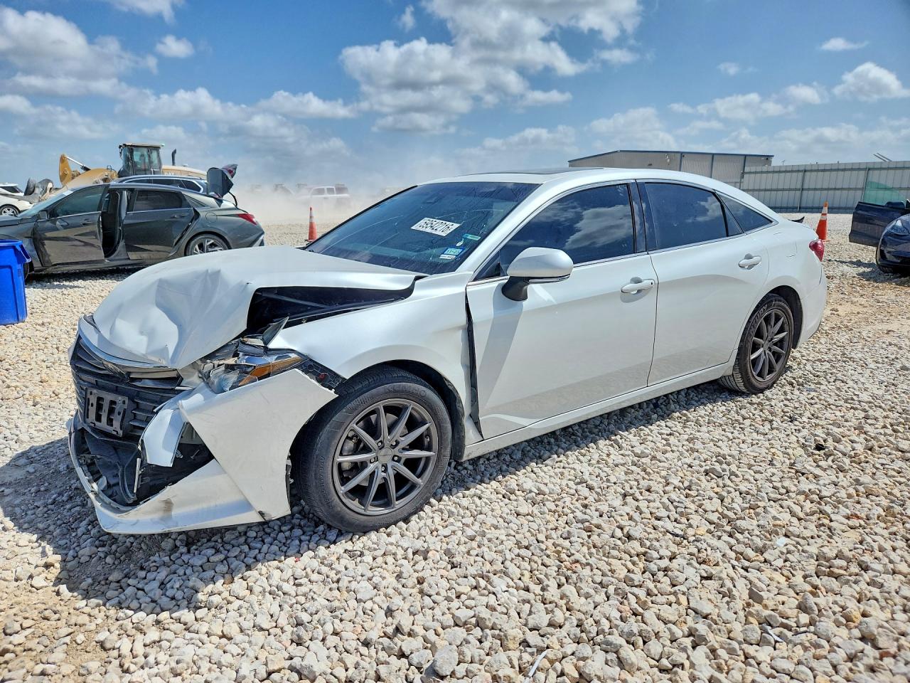 2021 TOYOTA AVALON XLE