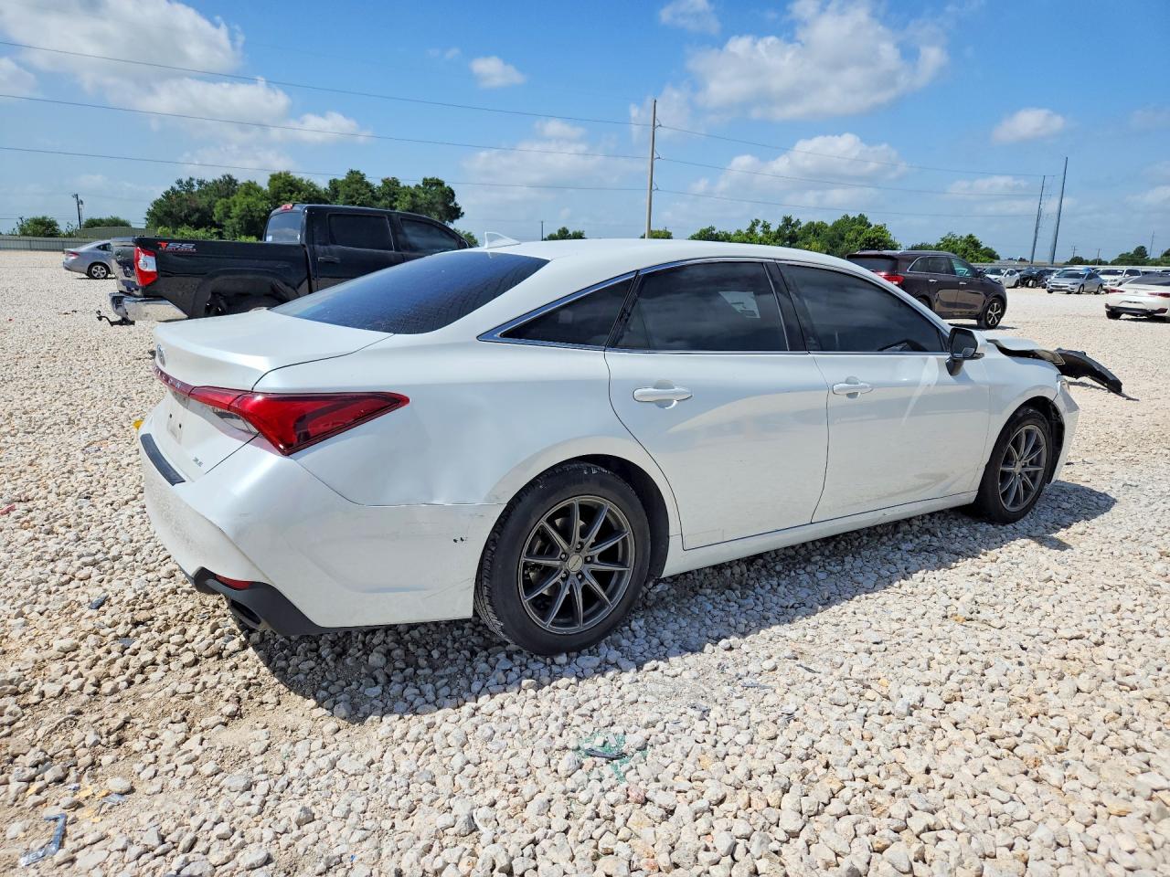 2021 TOYOTA AVALON XLE — снимка 3