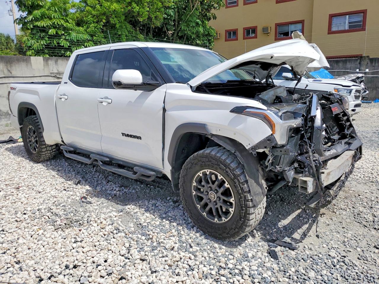2022 TOYOTA TUNDRA CREWMAX SR5 — снимка 4