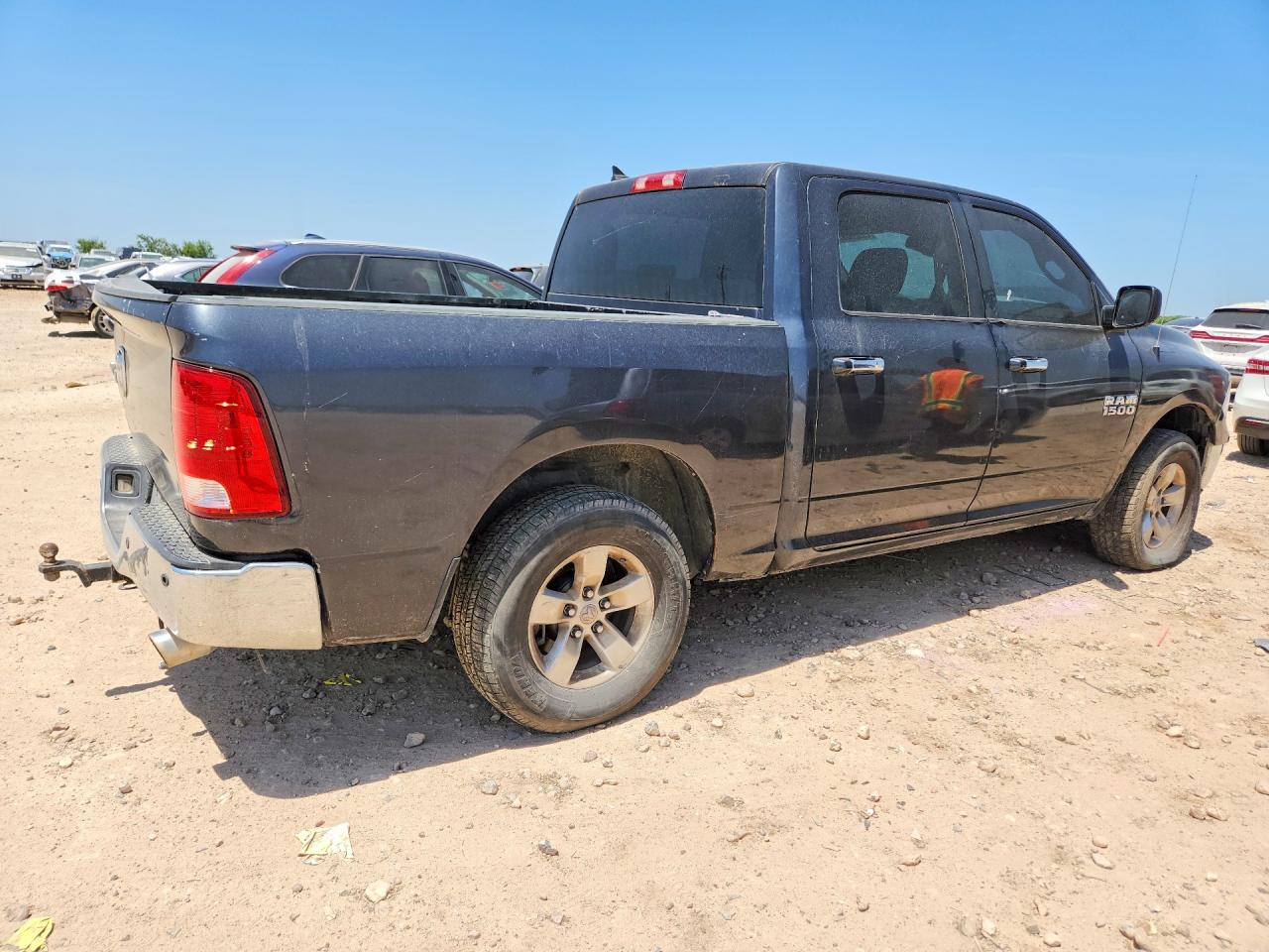 2017 RAM 1500 SLT — снимка 3