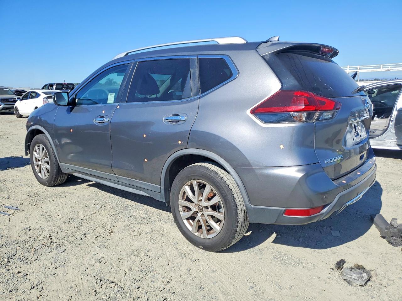 2020 NISSAN ROGUE SV — снимка 2