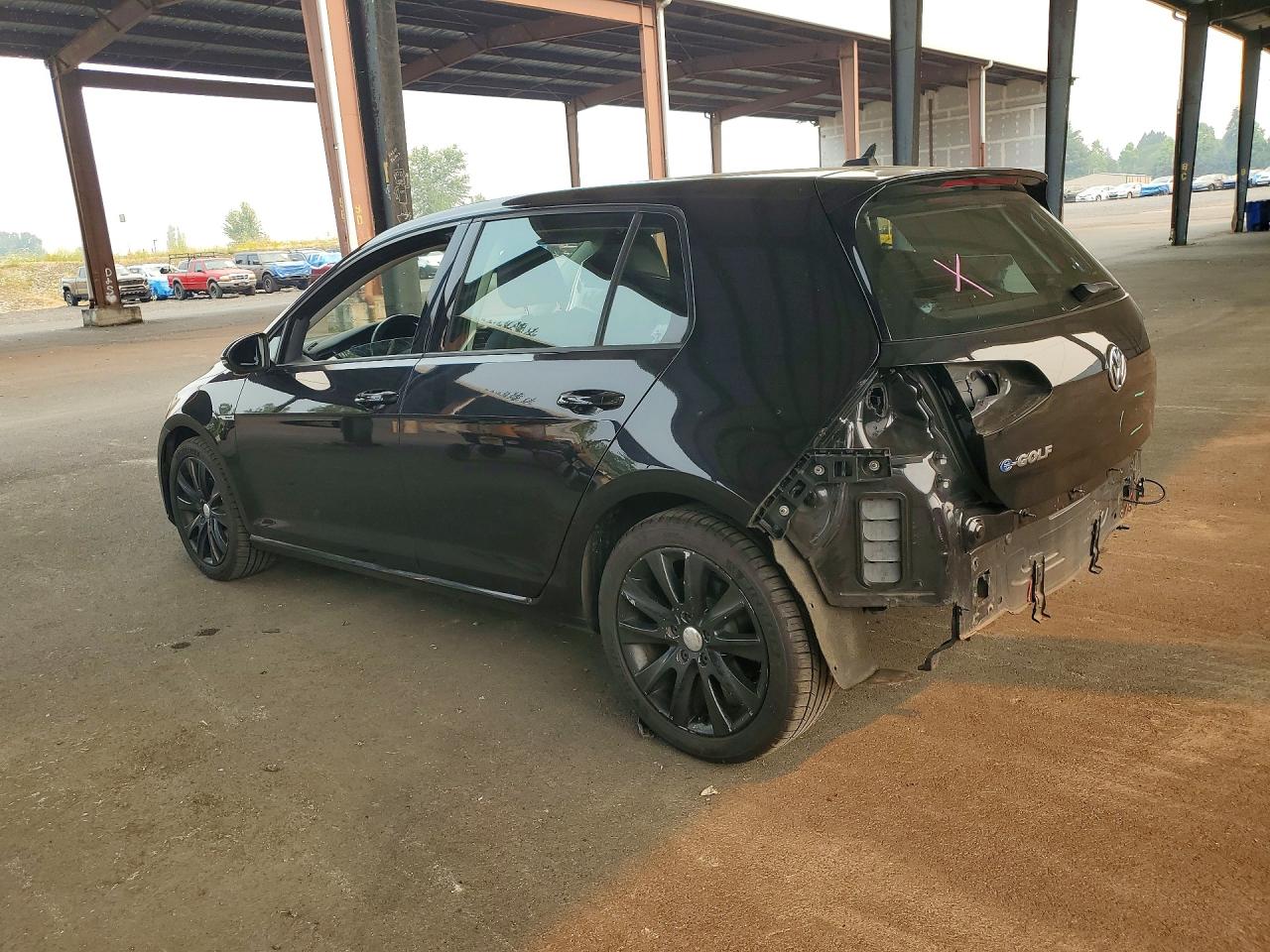 2016 VOLKSWAGEN E-GOLF SEL PREMIUM — снимка 2
