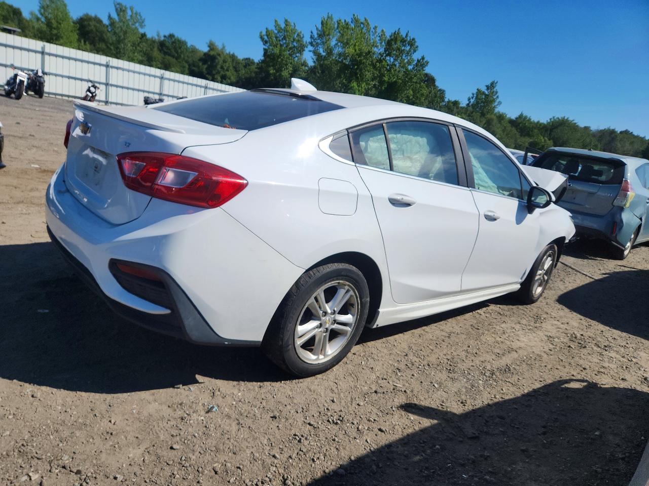 2017 CHEVROLET CRUZE LT — снимка 3