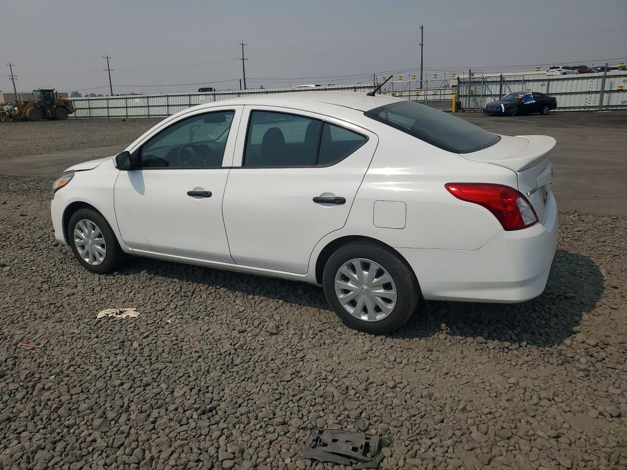 2017 NISSAN VERSA 1.6 S PLUS — снимка 2