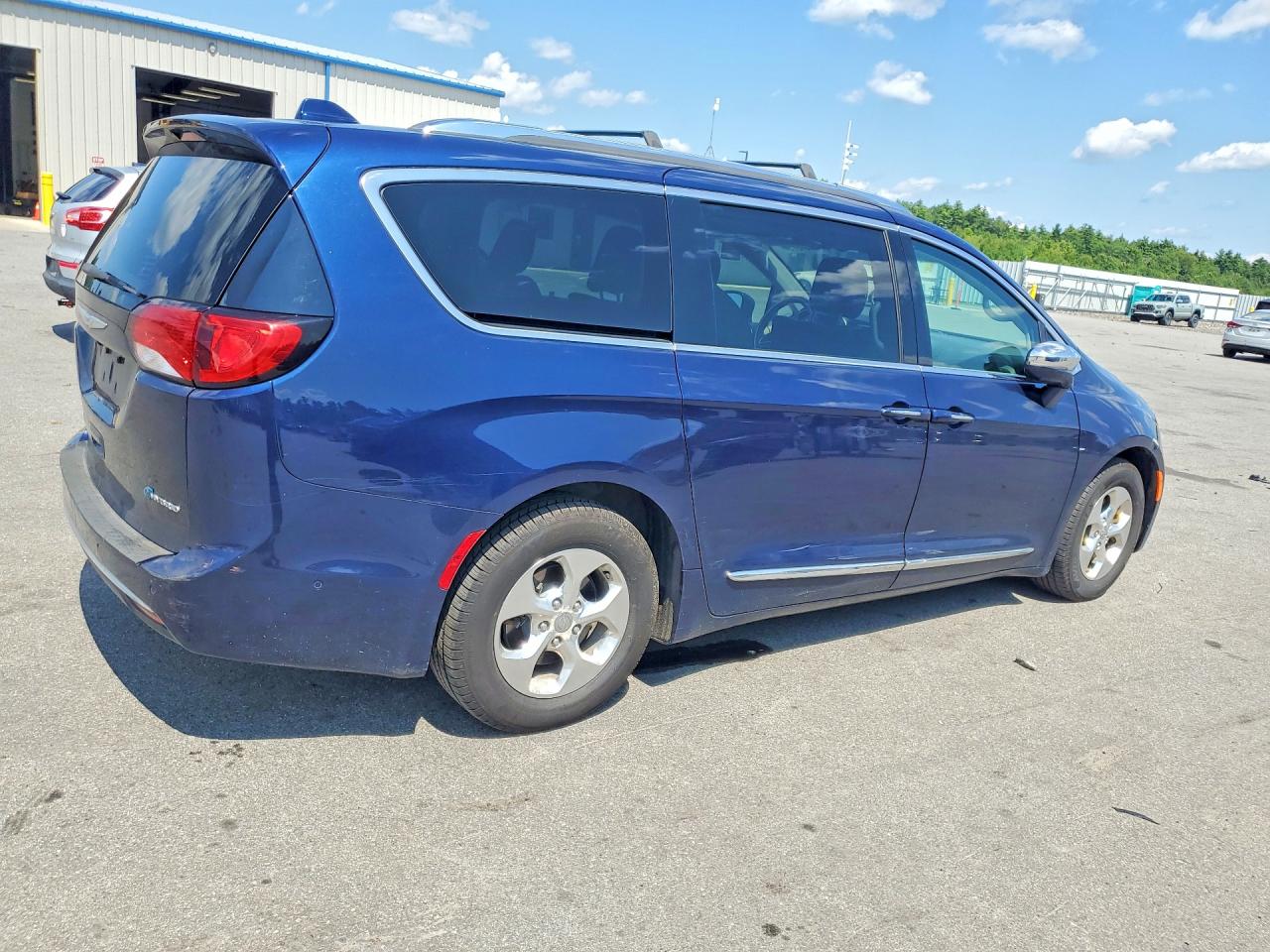 2018 CHRYSLER PACIFICA HYBRID LIMI — снимка 3