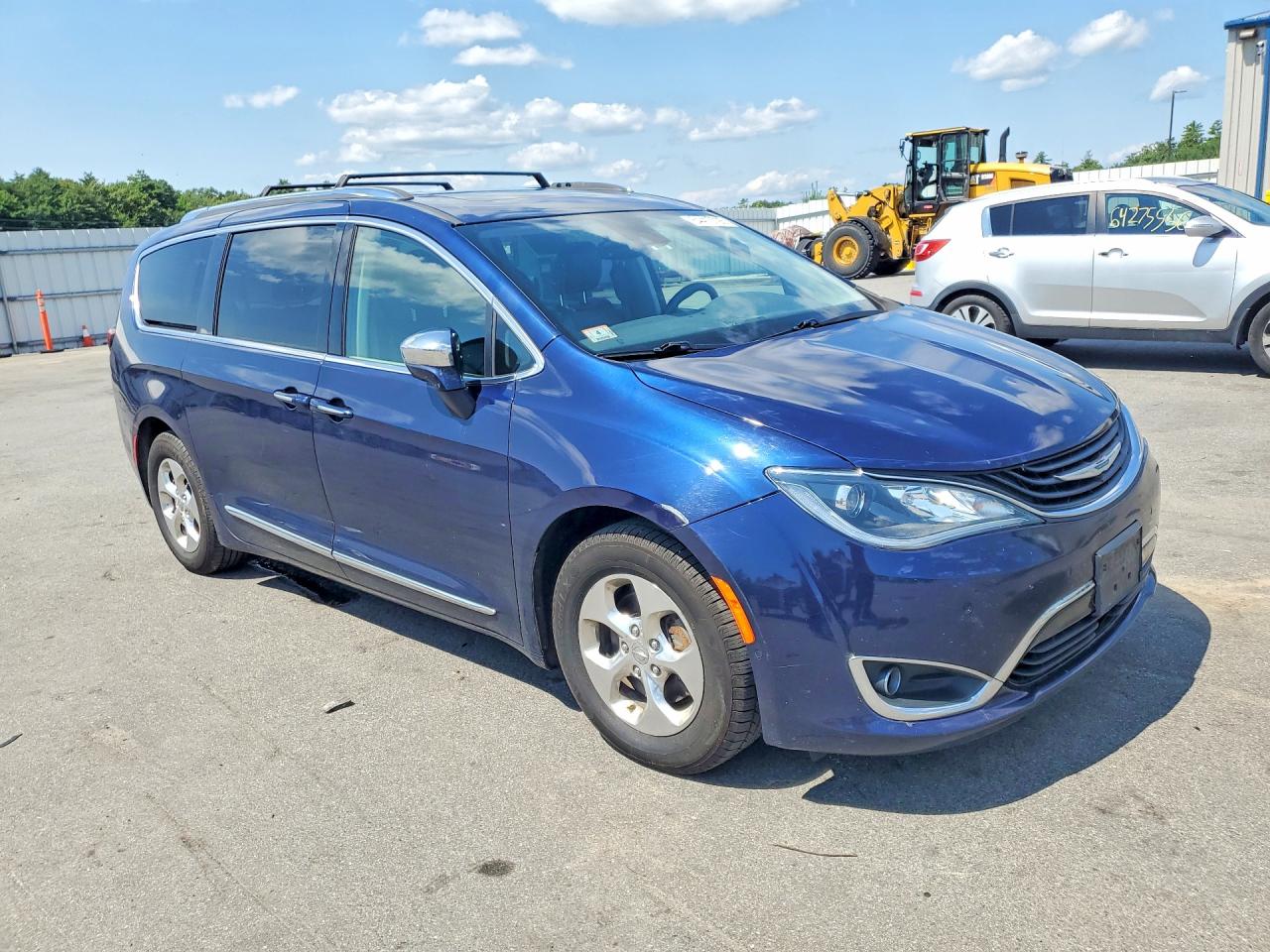 2018 CHRYSLER PACIFICA HYBRID LIMI — снимка 4