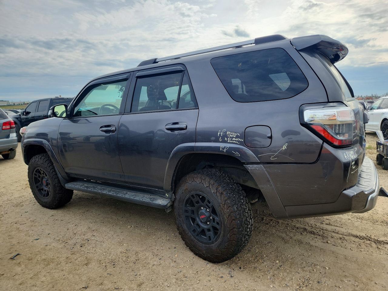 2016 TOYOTA 4RUNNER SR5 — снимка 2