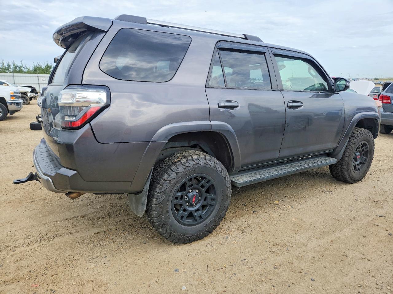 2016 TOYOTA 4RUNNER SR5 — снимка 3