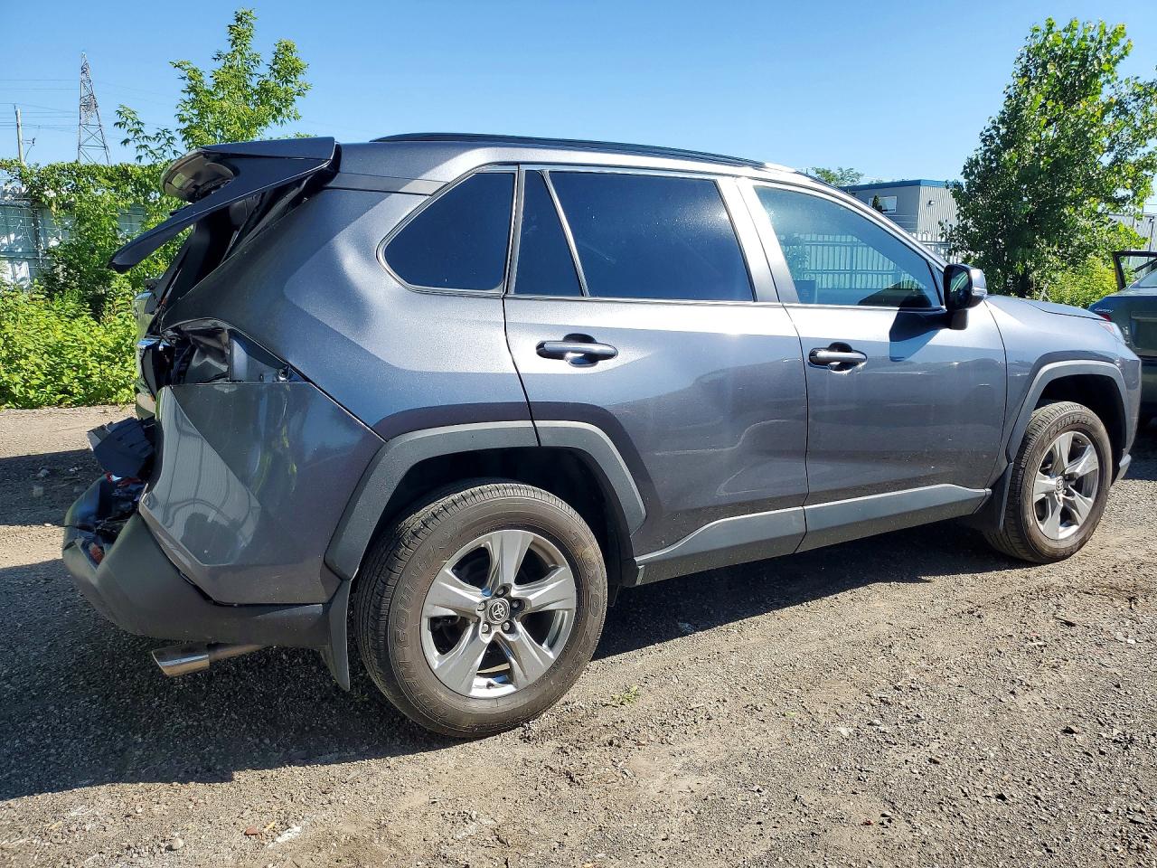 2023 TOYOTA RAV4 XLE — снимка 3