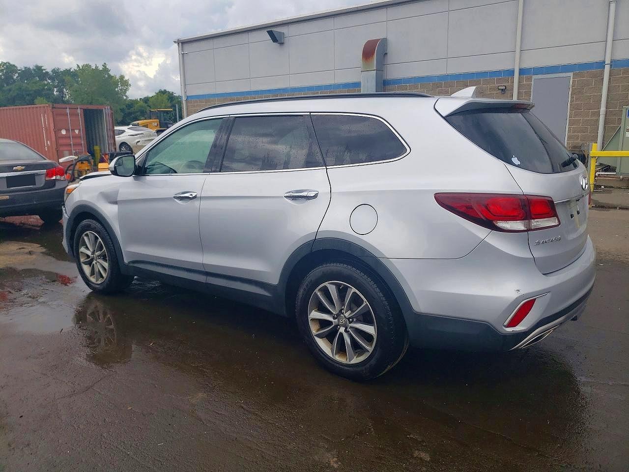 2017 HYUNDAI SANTA FE SE — снимка 2