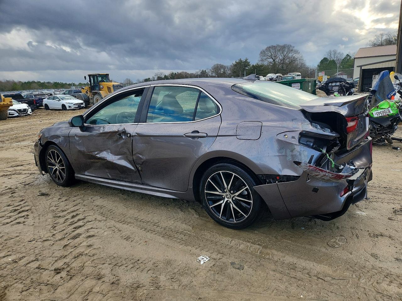 2021 TOYOTA CAMRY SE — снимка 2