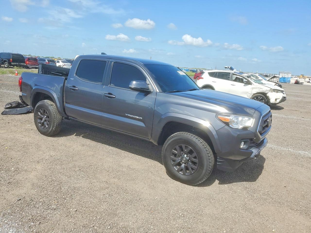 2022 TOYOTA TACOMA SR5 V6 — снимка 4