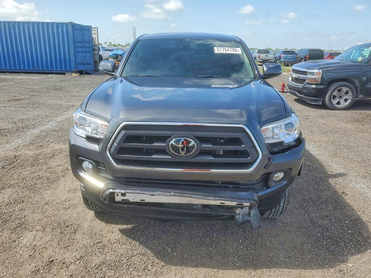 2022 TOYOTA TACOMA SR5 V6 — снимка 5