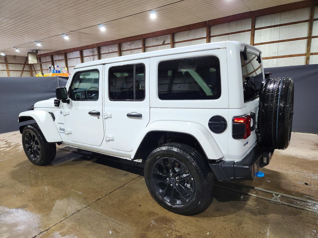 2024 JEEP WRANGLER SAHARA 4XE — снимка 2