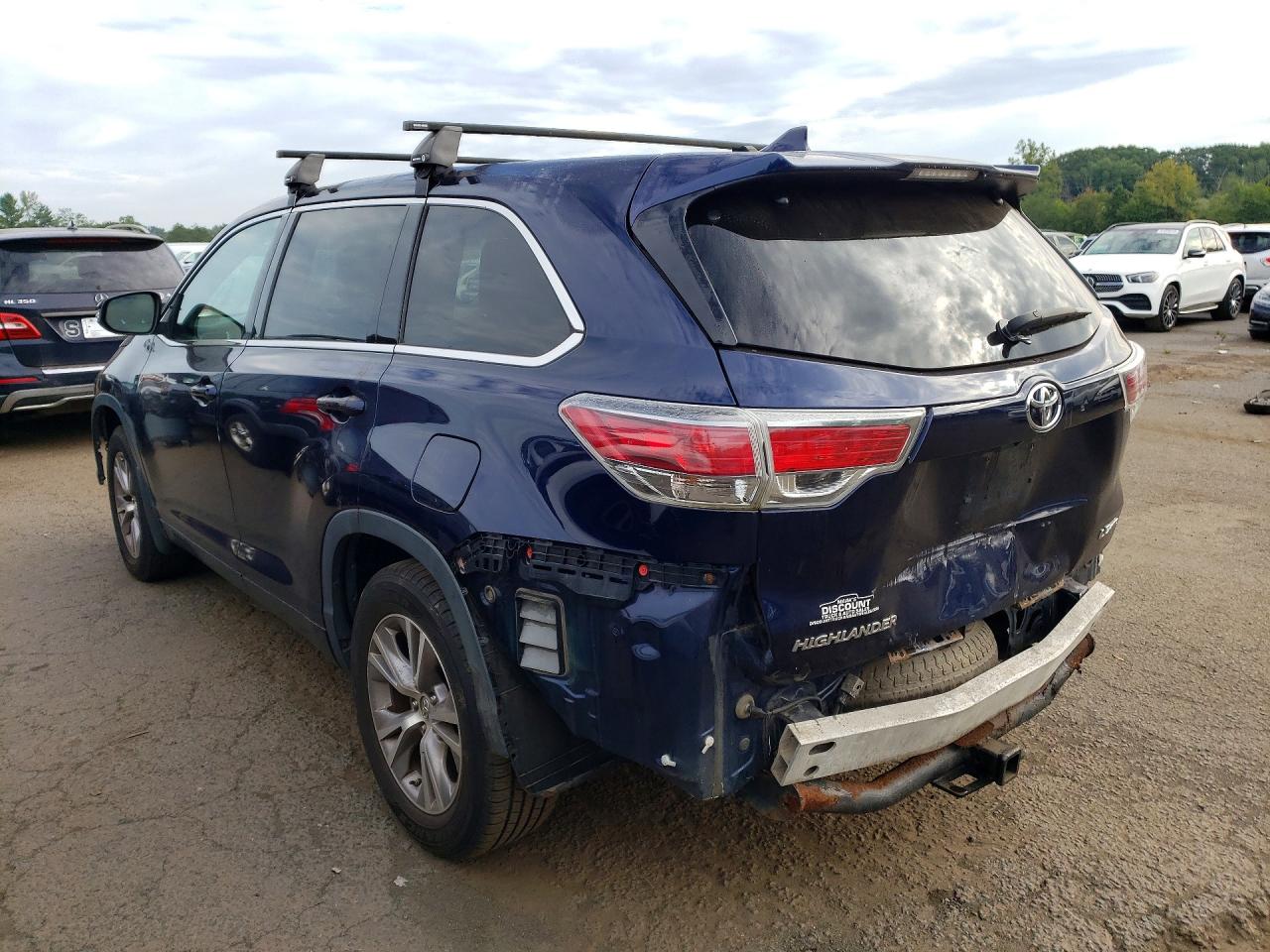 2015 TOYOTA HIGHLANDER LE PLUS — снимка 2