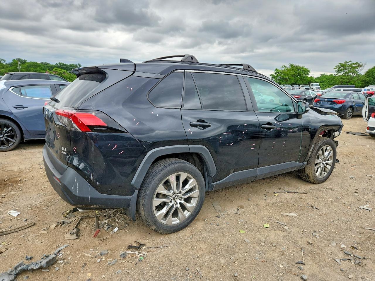 2021 TOYOTA RAV4 XLE PREMIUM — снимка 3