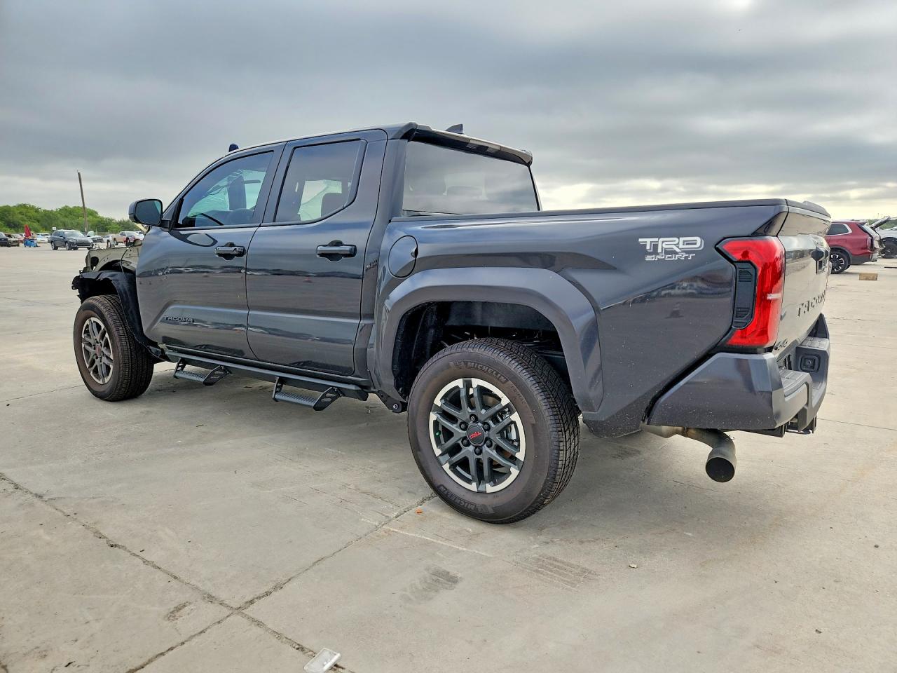2026 TOYOTA TACOMA TRD SPORT — снимка 2