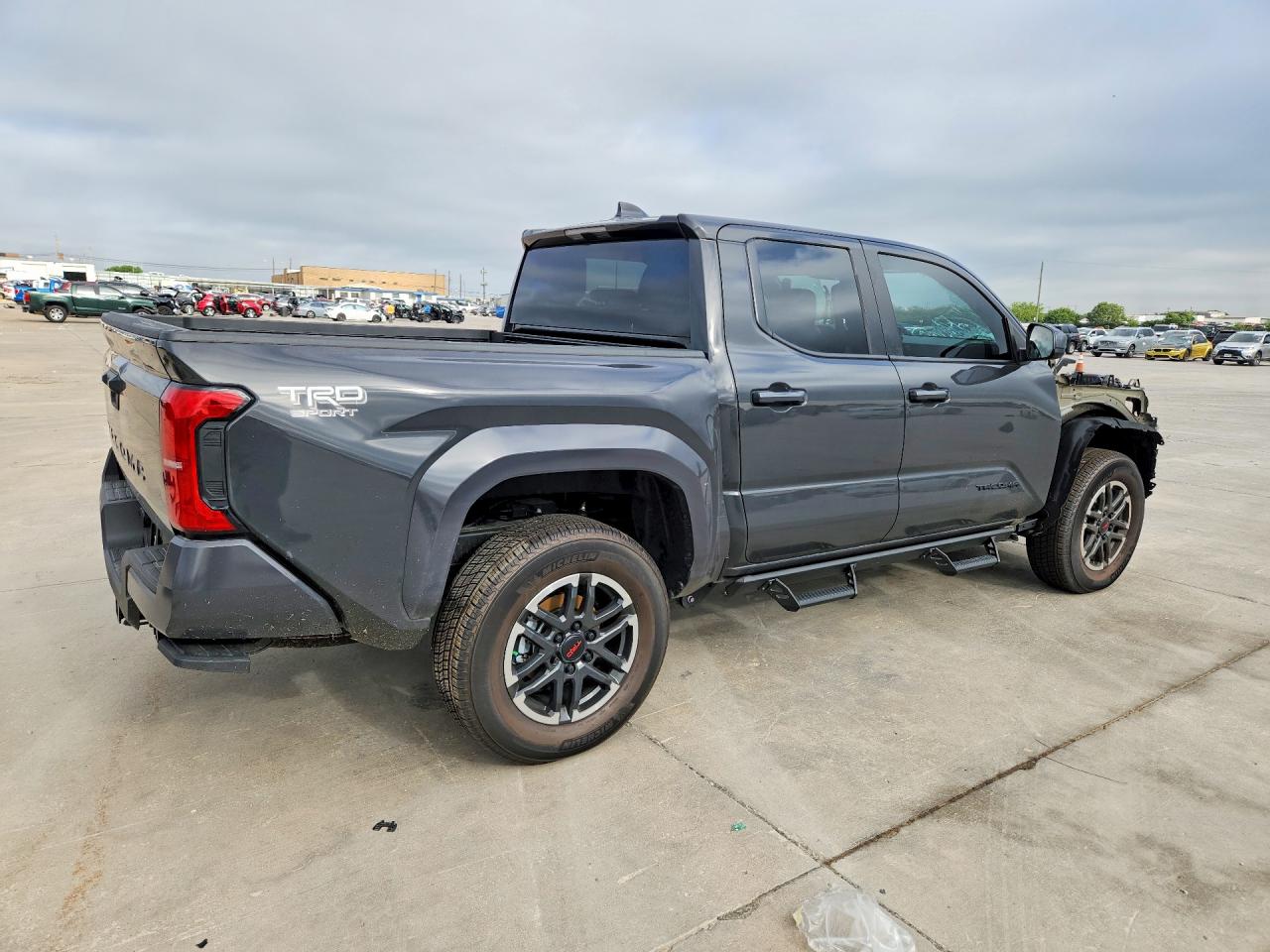 2026 TOYOTA TACOMA TRD SPORT — снимка 3